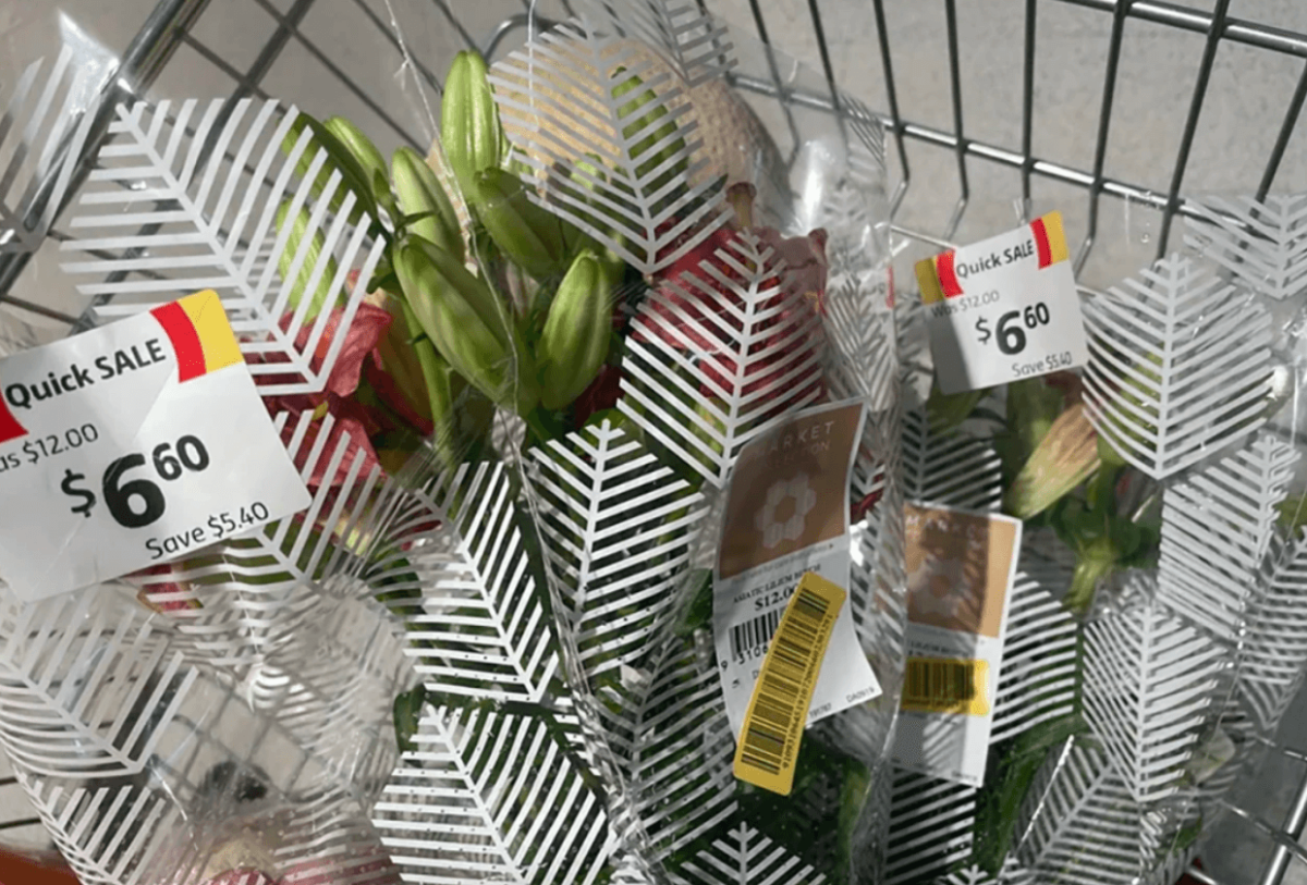 Coles puts a damper on flower sales with ‘confusing’ useby dates